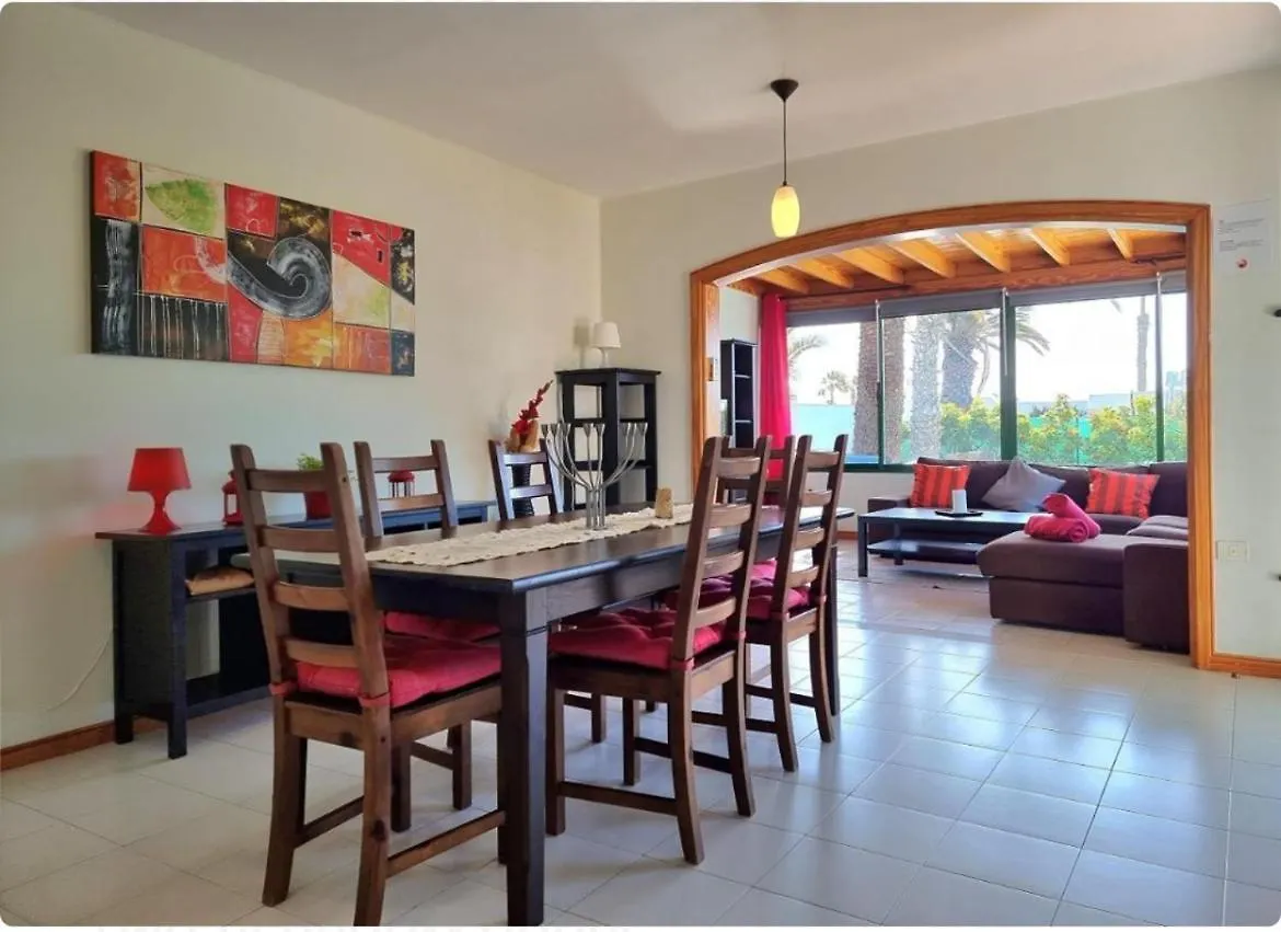 Casa Elasanna Playa Blanca